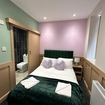Strawberry Fields Suite By Sasco Apartments Blackpool Extérieur photo