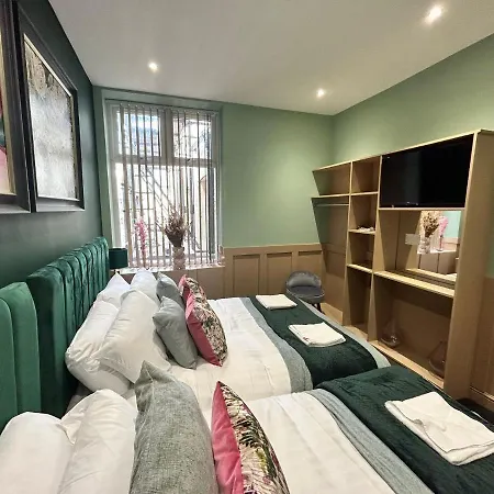 Strawberry Fields Suite By Sasco Apartments Blackpool Extérieur photo